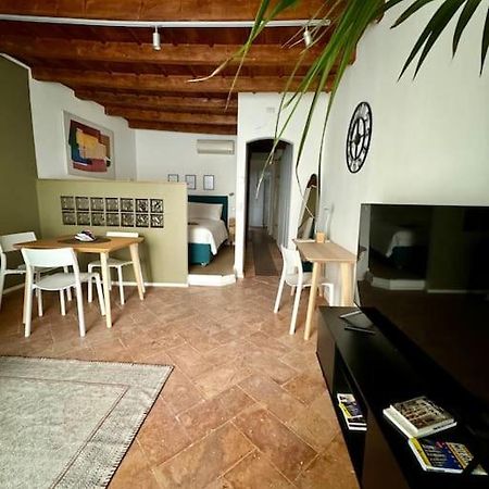 Splendido Bilocale In Via Madonnina, Zona Brera Lejlighed Milano Eksteriør billede