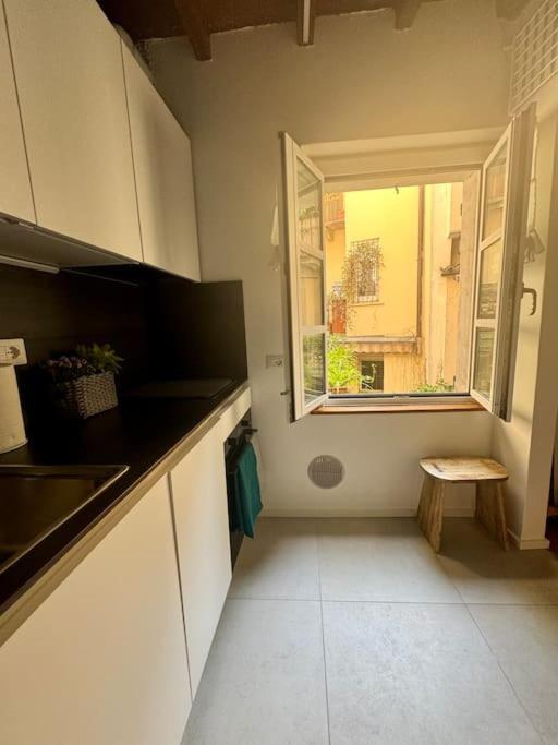 Splendido Bilocale In Via Madonnina, Zona Brera Lejlighed Milano Eksteriør billede